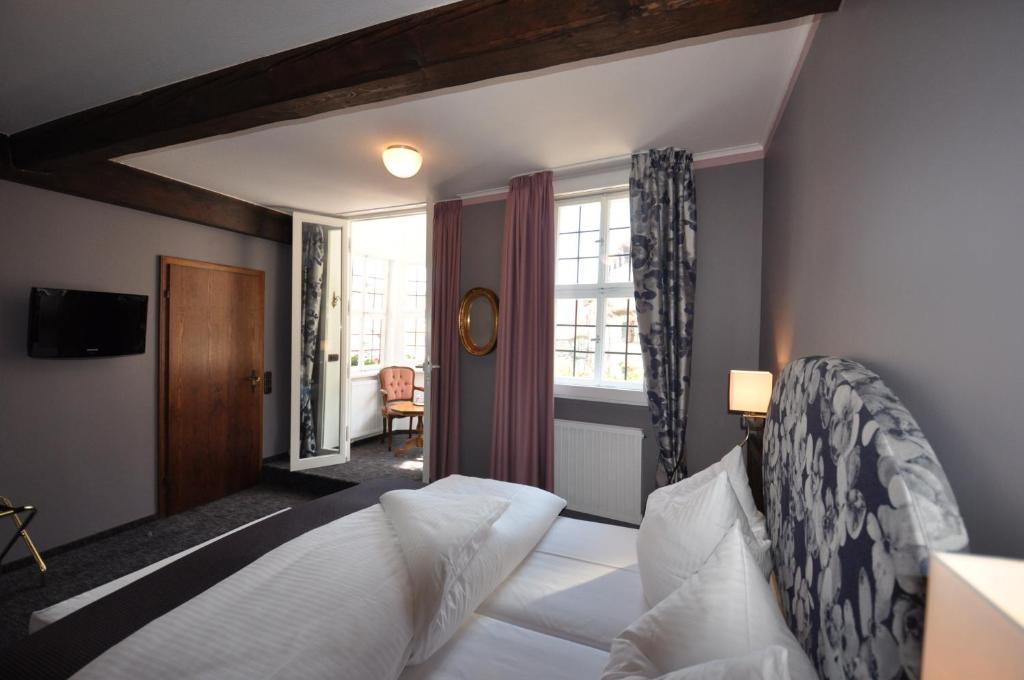 Hotel Schmuckkaestchen Miltenberg Szoba fotó